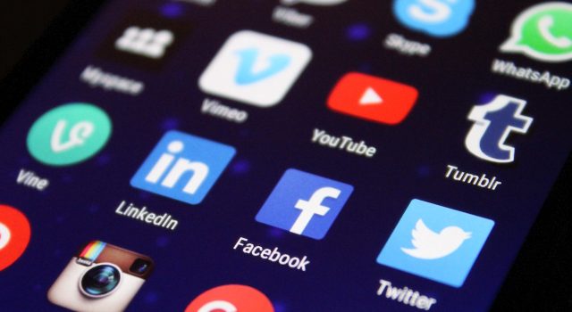 Sosyal Medya Yönetimi İçin Etkili Araç: SMM Panelleri smm panel