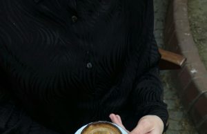 Style of Noir ve Parlak Mini Elbiseler: Zamansız Şıklığın İki Yüzü styleofnoir1